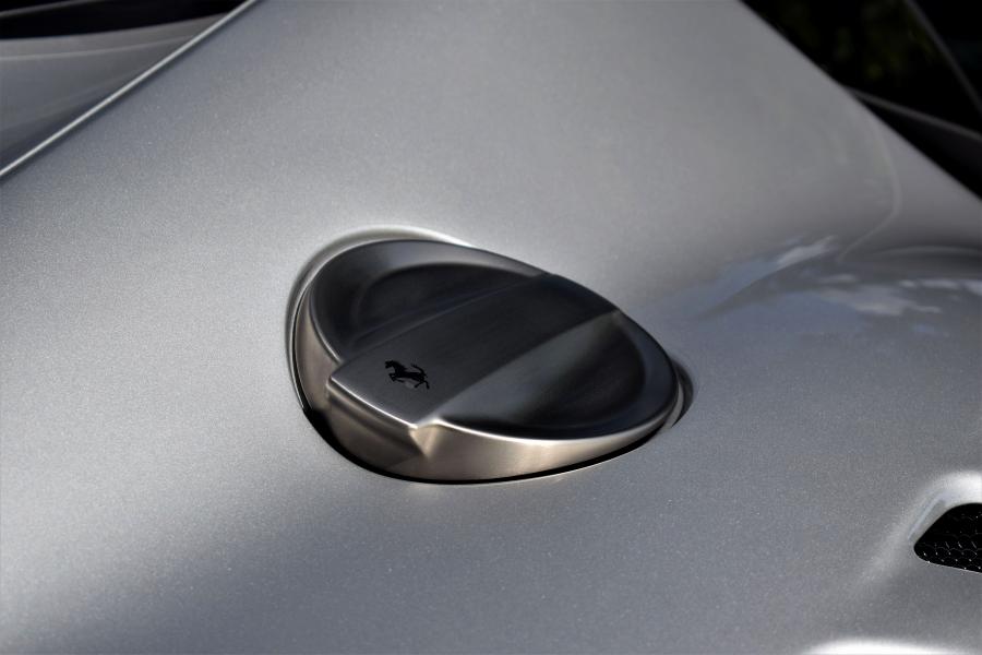 Детали экстерьера Ferrari F12tdf Tailor Made 2016 года  (UK) (фото 24 из 40)